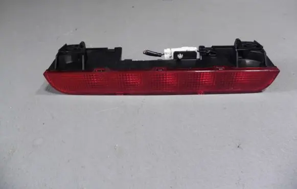 Nissan X-Trail T30 Third/center stoplight 672096609
