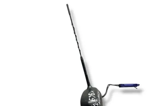 Radio antenna