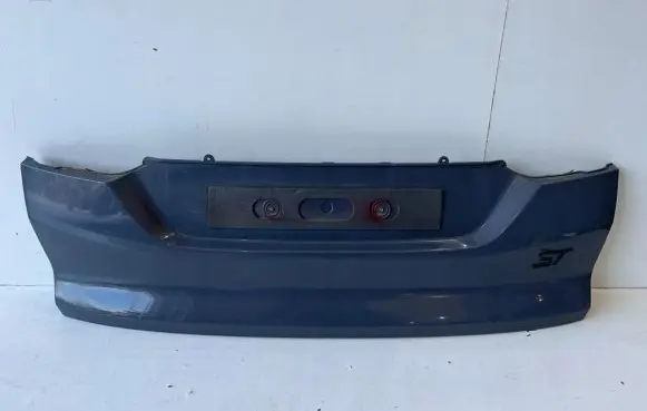 Ford Focus Tailgate trim BM51N425A30A