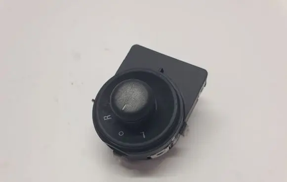 Opel Astra J Wing mirror switch 13271827