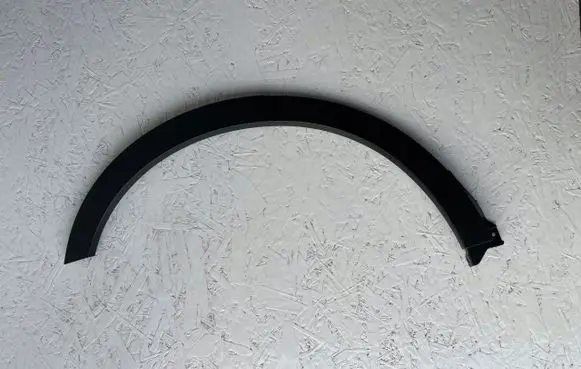 Suzuki SX4 S-Cross Front arch trim 