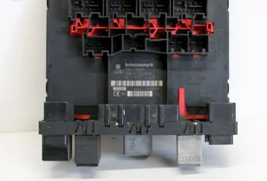 Volkswagen Touran I Central body control module 1K1937049