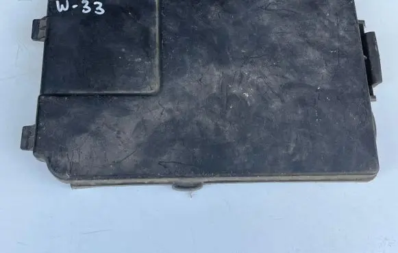 Volkswagen Touran I Battery box tray cover/lid 1K0915443