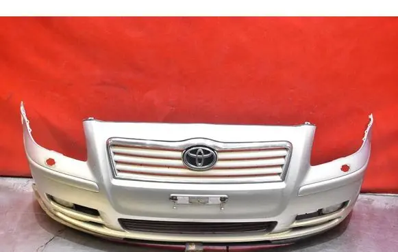 Toyota Avensis Verso Front bumper