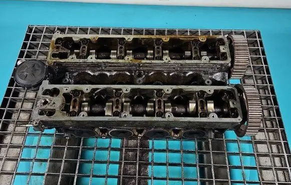 Engine head