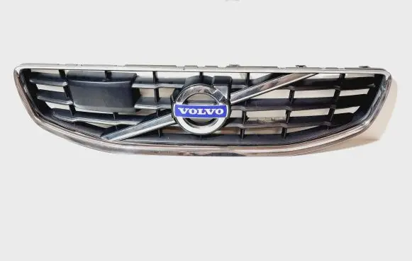 Volvo S60 Front bumper upper radiator grill 30795040 31290595
