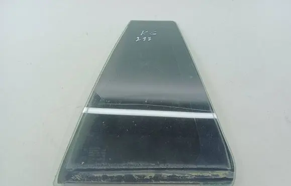 Opel Vectra C Rear vent window glass 43R06711 DOT90AS2M350 37096