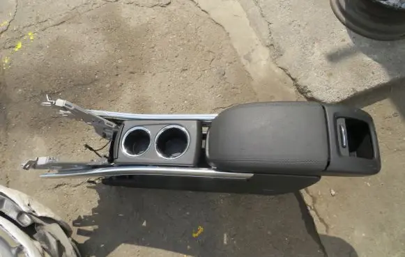 Opel Zafira C Center console