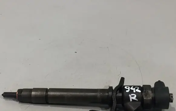 Volvo XC70 Fuel injector 0445110078 8658352