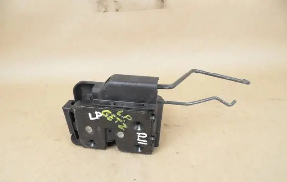 Hyundai Getz Front door lock