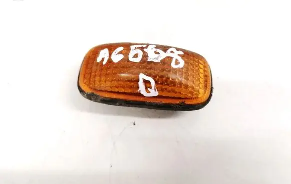 Nissan Primera Front fender indicator light 261602F000