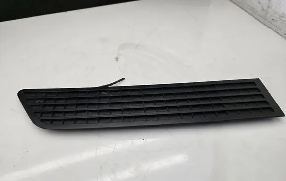 Volkswagen Crafter Bonnet/hood grill 9068361318 2E2864878 2E1864878C