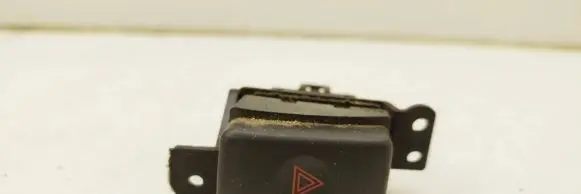 Subaru Legacy Hazard light switch