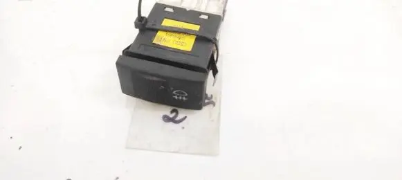 Fog light switch