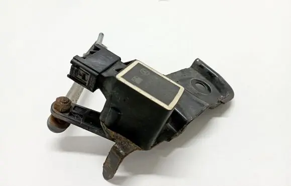 Mercedes-Benz S W221 Headlight/headlamp level sensor A0105427717