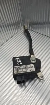 Audi A6 S6 C6 4F Power management control unit 4F0915181A 4F0910181E 0199000013