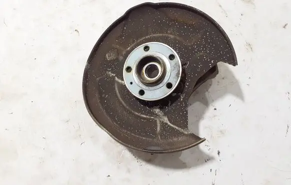 Volvo XC90 Rear wheel hub 32395004