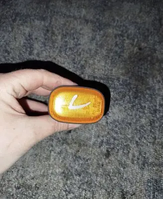 Toyota Corolla E110 Front fender indicator light