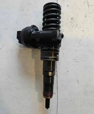 Audi A3 S3 8P Fuel injector 038130073BP