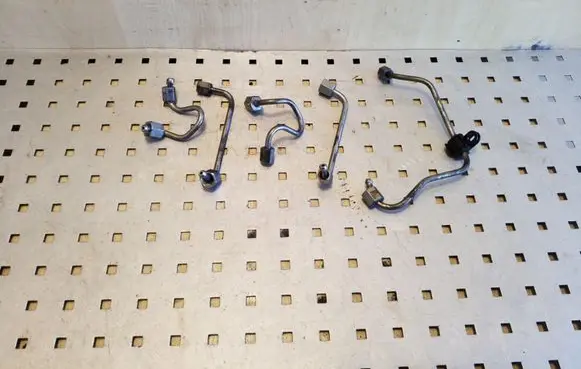 Hyundai i40 Fuel injector supply line/pipe 