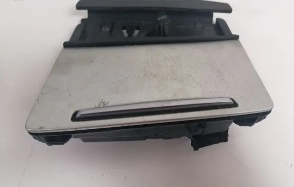 Ashtray (front)