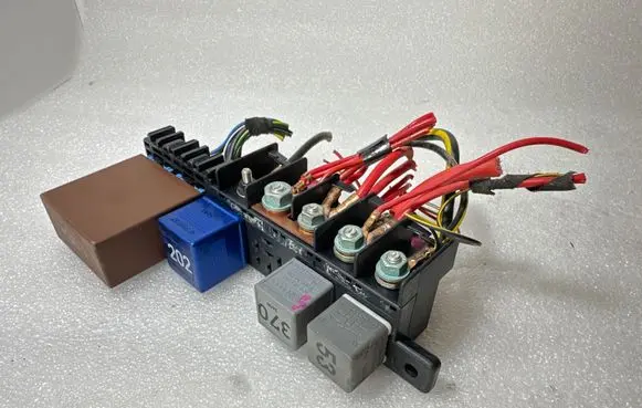 Audi A4 S4 B5 8D Fuse box set 8L0941822A 4B0955531E 8A0951253