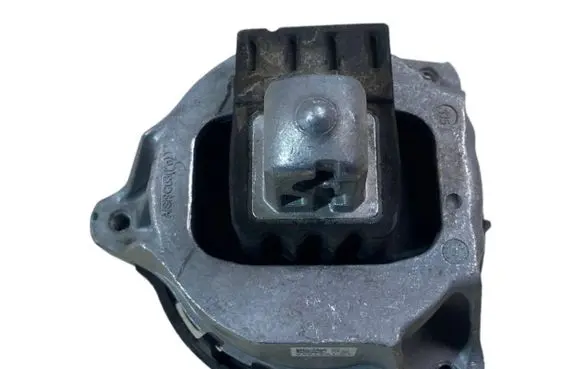 BMW X5 G05 Engine mount bracket 2987951