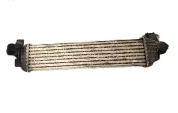 Volvo V50 Intercooler air channel guide 03MAR2005050