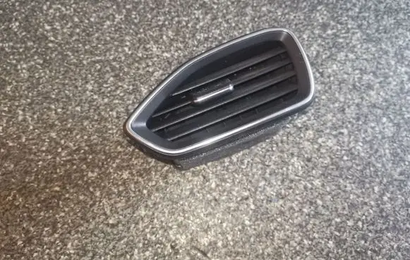 Hyundai Santa Fe Dashboard side air vent grill/cover trim 97490S1000
