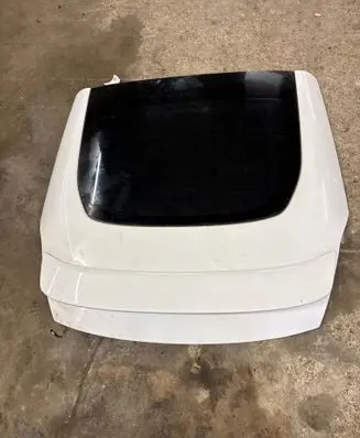 Nissan 370Z Tailgate/trunk/boot lid