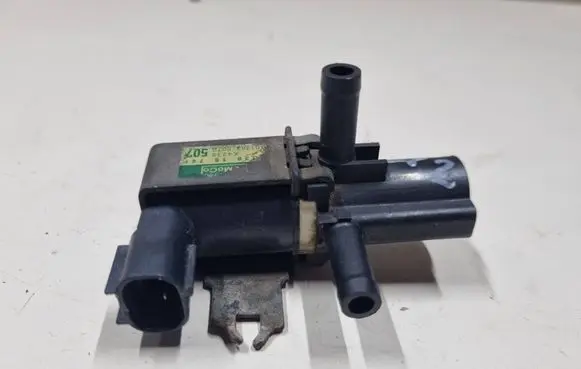 Mazda 2 Vacuum valve 1013625070