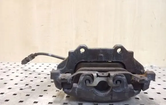 Ford Kuga II Front brake caliper