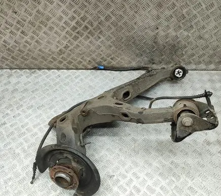 Opel Vivaro Rear wheel hub 9858837580
