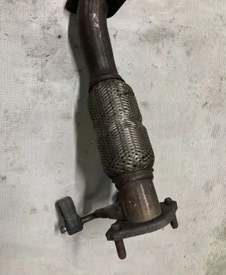 Hyundai Tucson TL Muffler pipe connector clamp 