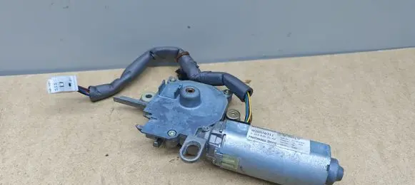 Mercedes-Benz CLK A209 C209 Sunroof motor/actuator A2038203142