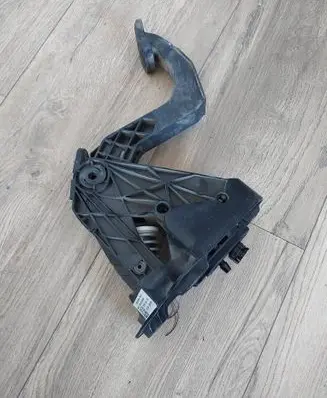 Mercedes-Benz Sprinter W907 W910 Clutch pedal A9072900000 20190919 J1919204108