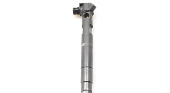 Mercedes-Benz C W204 Fuel injector A6510704987