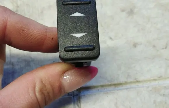 Ford Mondeo MK IV Electric window control switch 6M2T14529AD 2202CD3242