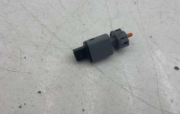 Volvo V40 Brake pedal sensor switch 8888783383