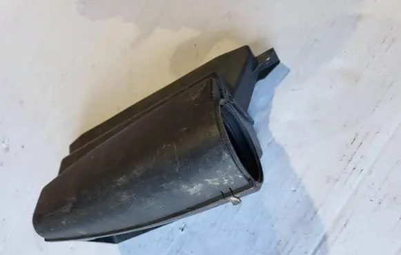 Air intake duct part