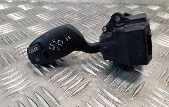 BMW 5 E60 E61 Indicator stalk 6924103 01106720