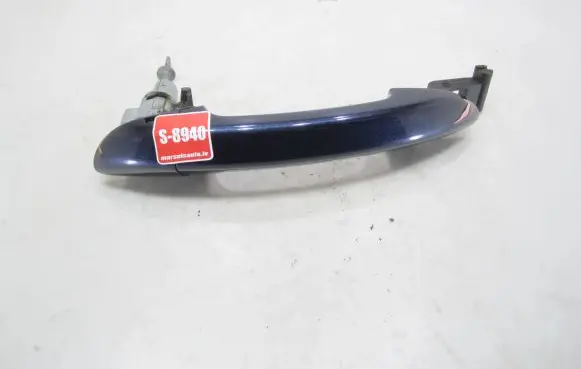 Volkswagen PASSAT B7 Front door lock (next to the handle) 3C0837167B ZP5168B