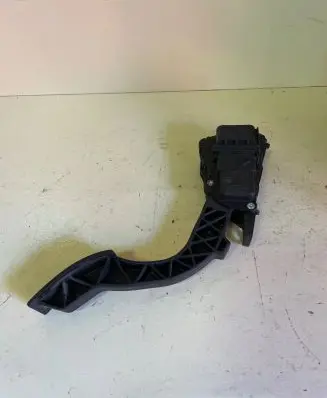 Volvo V50 Accelerator throttle pedal 4M519F836CH 6PV00864100