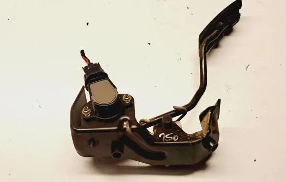 Toyota Corolla Verso E121 Accelerator throttle pedal 8928147010 1983003010