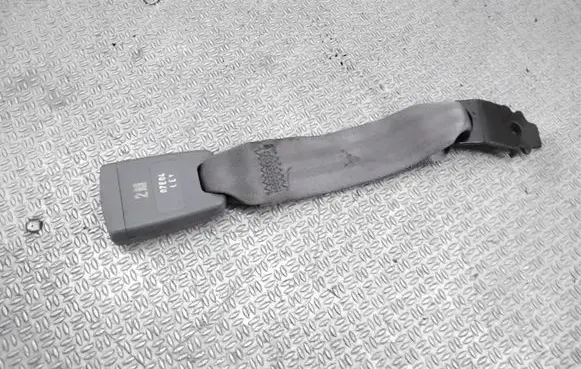 Chevrolet Lacetti Rear seatbelt buckle