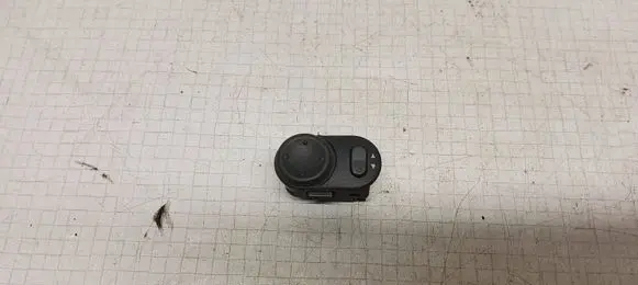 Opel Astra G Wing mirror switch 09130503 PA6GF30