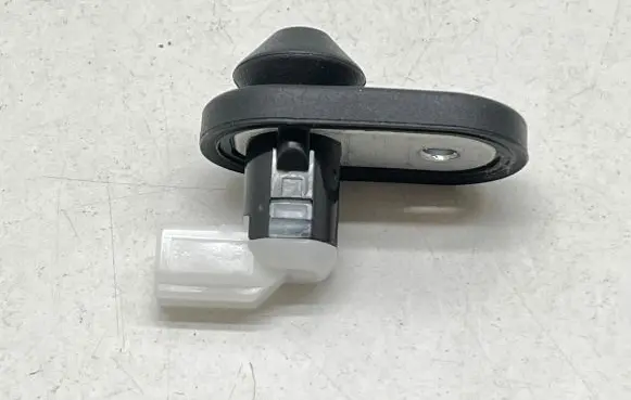 Toyota Yaris Cross Front door sensor 