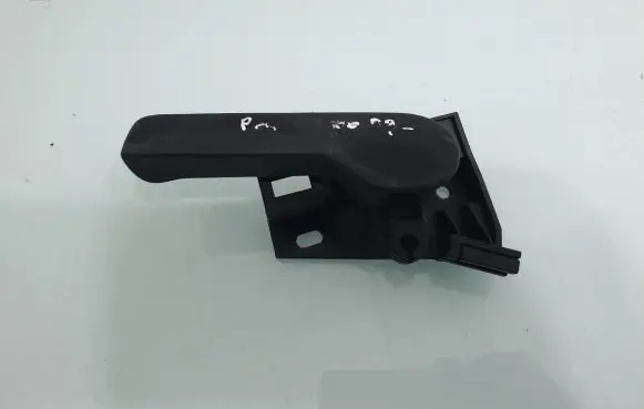 Volkswagen PASSAT B6 Engine bonnet (hood) release handle 1K1823633