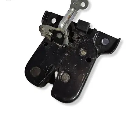 Audi A4 S4 B5 8D Tailgate/trunk/boot lock/catch/latch 8L0827505E 505E