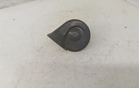 Volkswagen Touareg I Horn signal 6N0951223